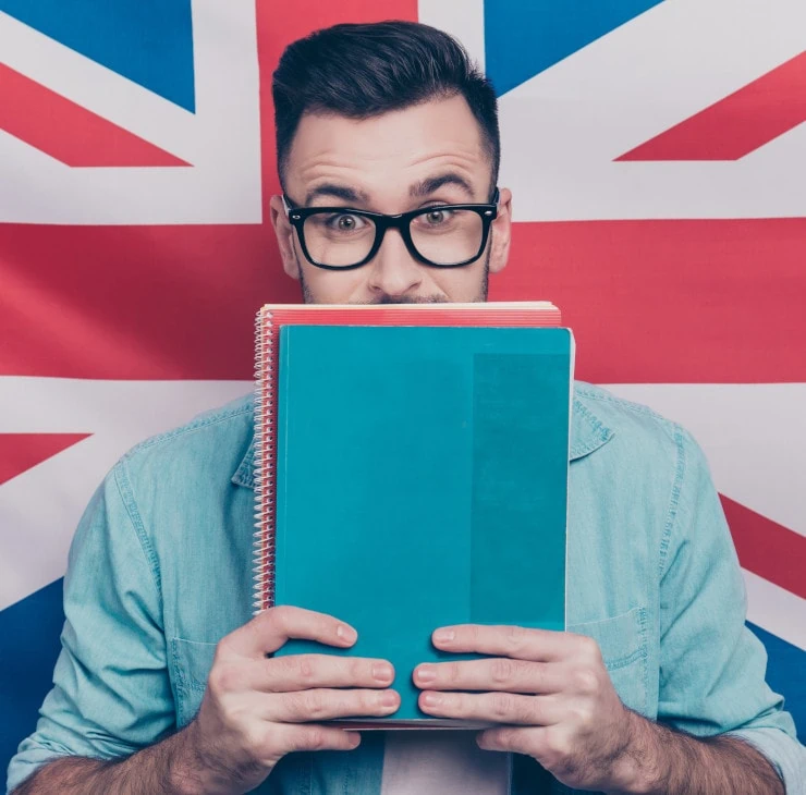 étudier en Angleterre ; aller étudier en Angleterre ; aller étudier en Angleterre après le bac ;